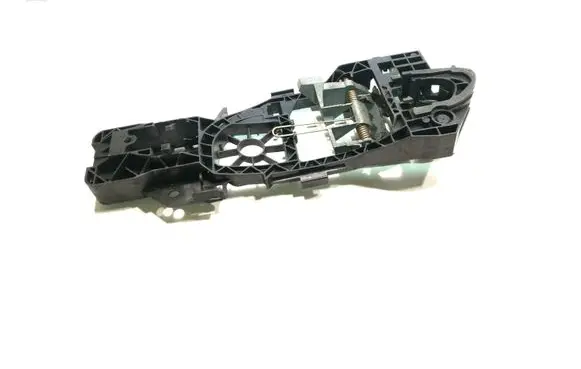 Rear door exterior handle/bracket