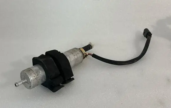 Audi A5 Sportback 8TA Fuel injection high pressure pump 8K0906095B
