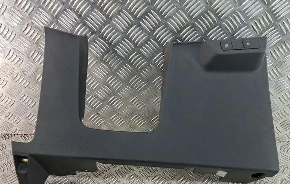 Audi Q4 e-tron Dashboard lower bottom trim panel 89C863075