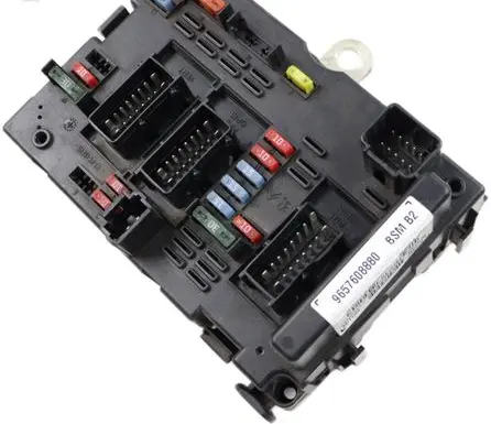 Peugeot 307 Fuse module 9657608880 BSMB2
