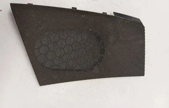 Side speaker trim/cover