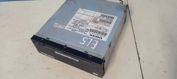 Volvo S80 Navigation unit CD/DVD player 30679749