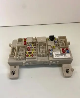 Ford Focus Fuse module 7M5T14A073DB