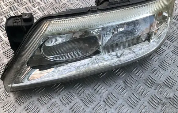 Renault Laguna II Headlight/headlamp 8200002845 89004687
