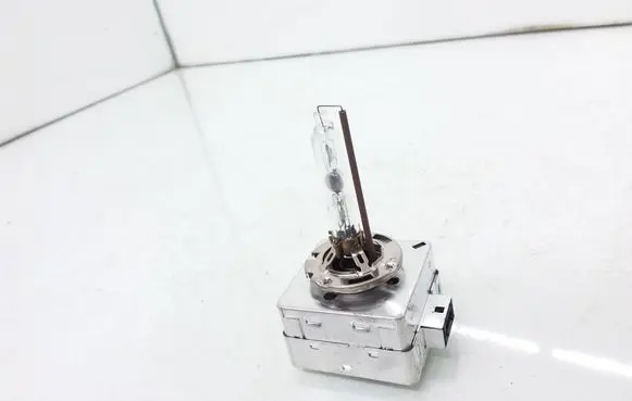 Volkswagen PASSAT B6 Xenon bulb 9285148294 010677 D1S