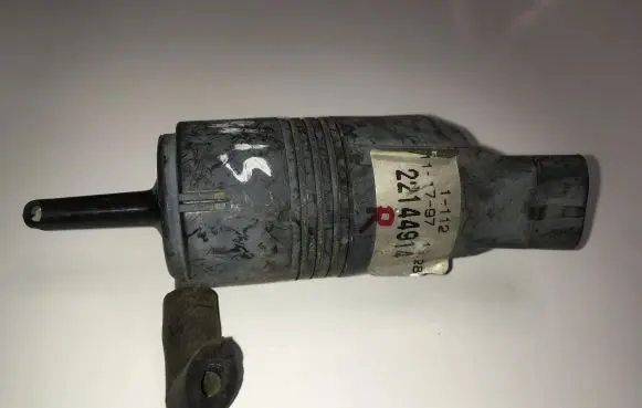 Opel Sintra Windscreen/windshield washer pump 22144914