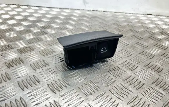Mercedes-Benz B W245 Car ashtray A1696801050