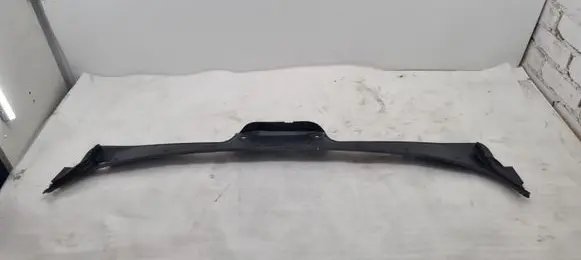 BMW 5 E60 E61 Wiper trim 51717027083 74850610 7027083
