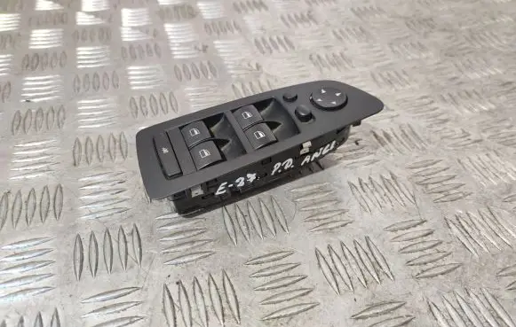 BMW 1 E81 E87 Electric window control switch 9217264