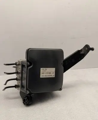 BMW 5 E60 E61 ABS Pump 6781968 6781970