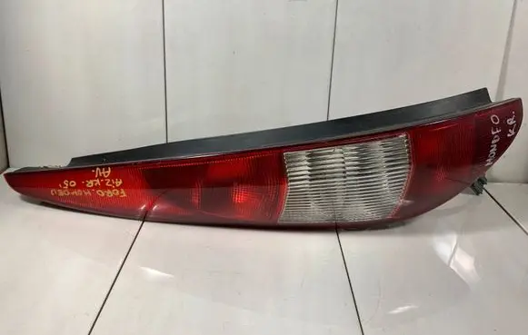 Ford Mondeo Mk III Tailgate rear/tail lights 1S7113405C
