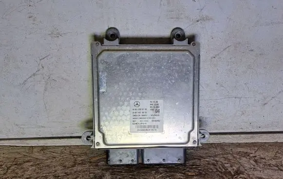 Mercedes-Benz E W212 Engine control unit/module A6519009102 A6519010602 28432463