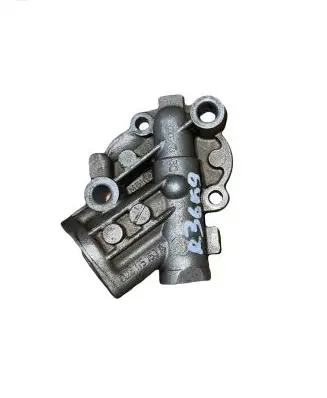 Volkswagen PASSAT B5 Oil pump 026115153A