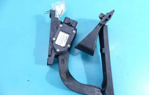 Hyundai ix35 Accelerator throttle pedal GKZ0107A-2S100 IMPRK1311988