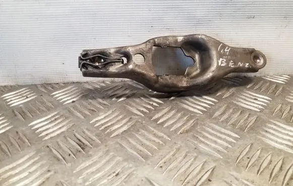 Skoda Fabia Mk1 (6Y) Clutch release arm fork 002141719F 002141128A