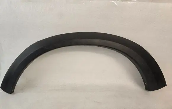 Volvo XC70 Front arch trim 31283104