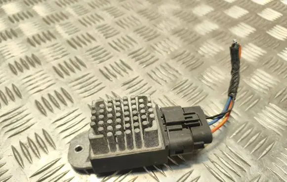 Chrysler Pacifica Heater blower motor/fan resistor P04868332AE 138631383