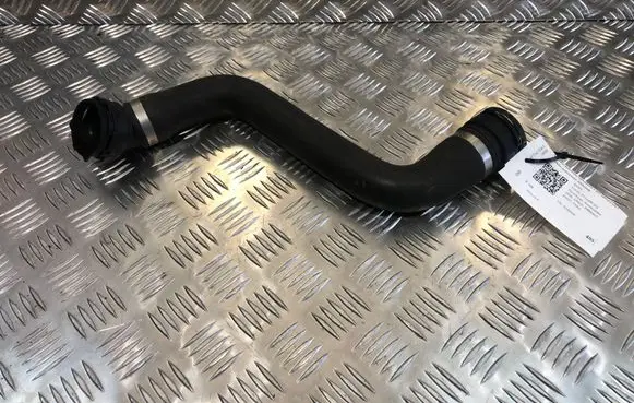 BMW 5 F10 F11 Engine coolant pipe/hose 7789742