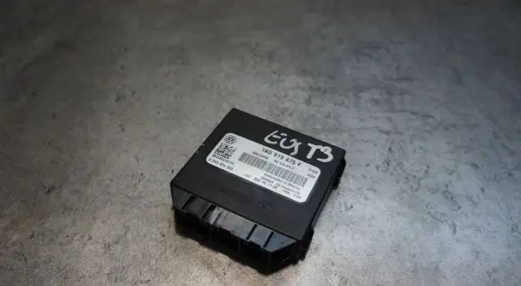 Volkswagen Eos Parking PDC control unit/module 1K0919475F