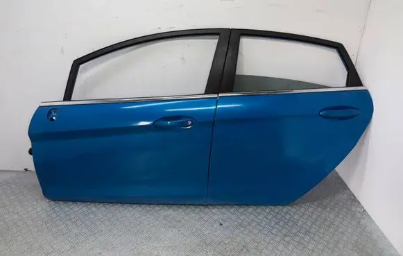Ford Fiesta Front door 