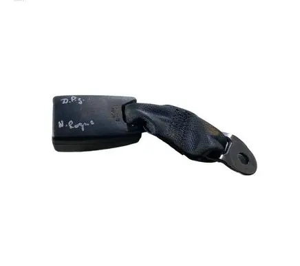 Nissan Rogue Rear seatbelt buckle J1027A G2285