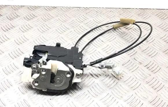 Mitsubishi Lancer X Front door lock 08725