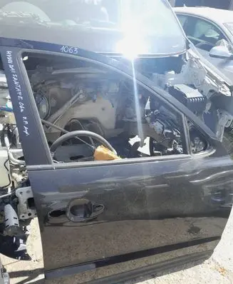 Hyundai Santa Fe Front door