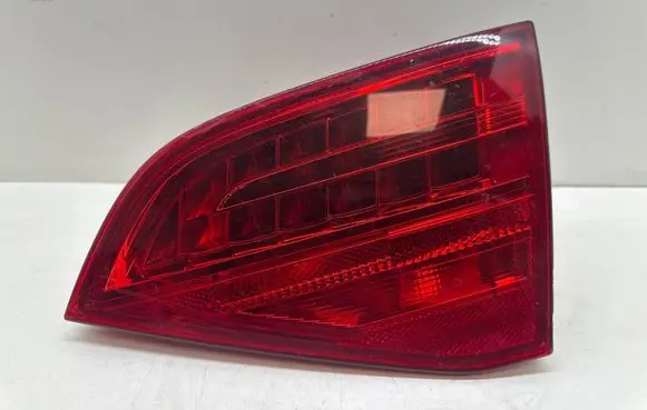 Audi A4 S4 B8 8K Tailgate rear/tail lights 8K9945094B