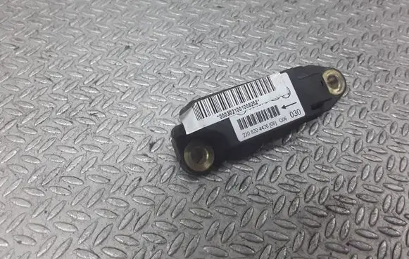 Mercedes-Benz S W220 Airbag deployment crash/impact sensor 2208204426