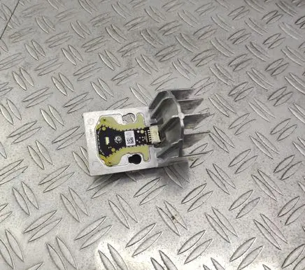 Headlight part