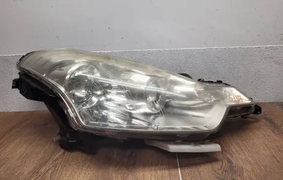 Citroen C-Crosser Headlight/headlamp
