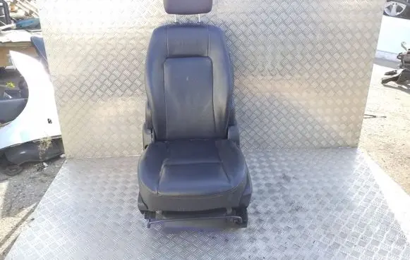 Chevrolet Captiva Front driver seat 