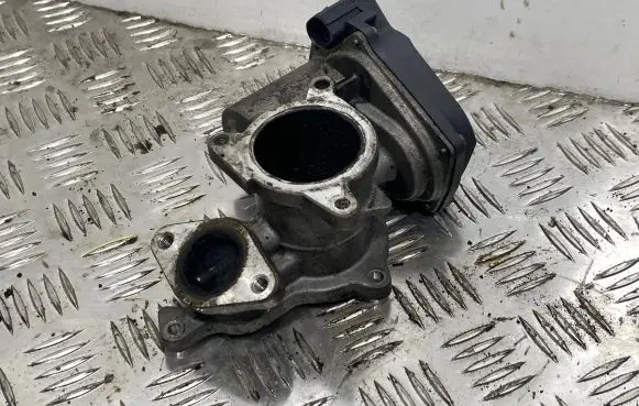 Audi A6 S6 C6 4F EGR valve 03G131501R 03211L A2C53060455