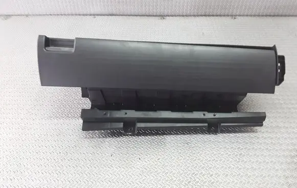 Honda CR-V Glove box