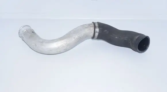 BMW 5 E39 Intercooler hose/pipe 2249669