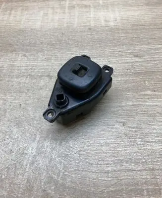 Mazda 626 Wing mirror switch Mazdamirrorswitch