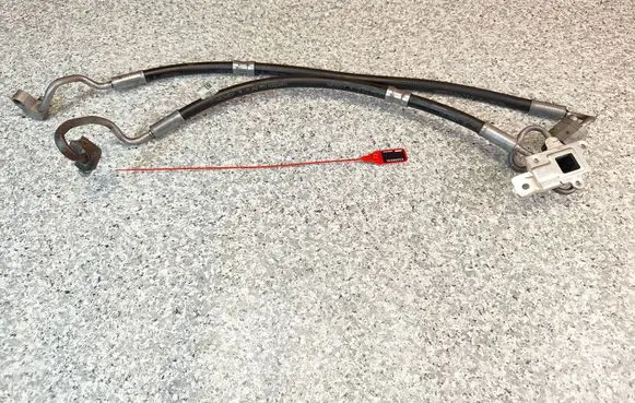 BMW 5 F10 F11 Power steering hose/pipe/line 6798235 6798236