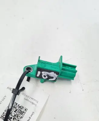 Volkswagen Touran I Airbag deployment crash/impact sensor 5M0909606A