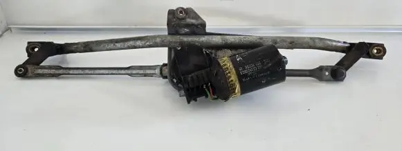 Audi A4 S4 B5 8D Front wiper linkage and motor 8D1955023 0390241117