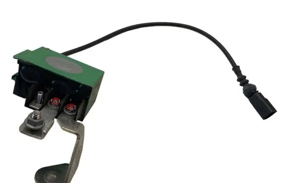 Volkswagen Touareg I Other relay 7L0943383B 08250101