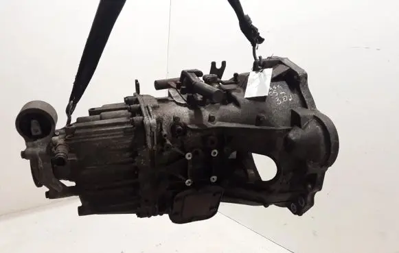 Renault Mascott Manual 6 speed gearbox ZF6301