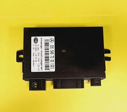 Mercedes-Benz C W203 Tow bar trailer control unit/module 0315457232