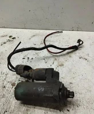 Volkswagen Touran I Starter motor