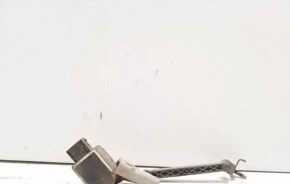Polestar 2 Headlight/headlamp level sensor 
