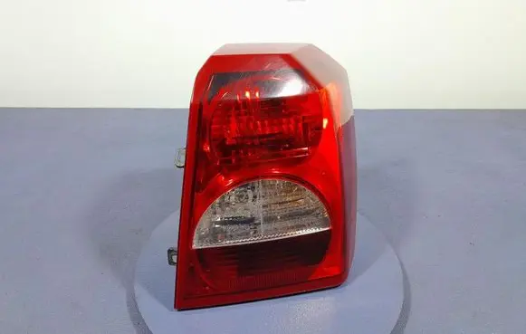 Dodge Caliber Rear/tail lights 05303752