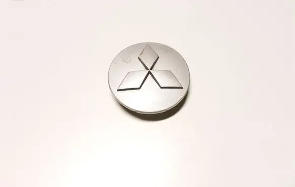 Mitsubishi Outlander Original wheel cap MN101604 MR554097