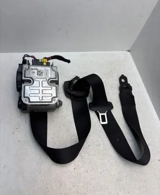 Mercedes-Benz CLS C219 Front seatbelt 609098200A G240U547473 602208100