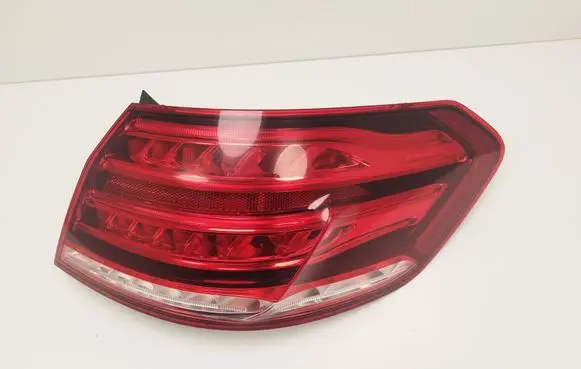 Mercedes-Benz E W212 Rear/tail lights A2129060803 613902