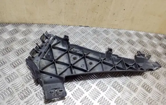Audi Q7 4L Front bumper mounting bracket 4L0807283B