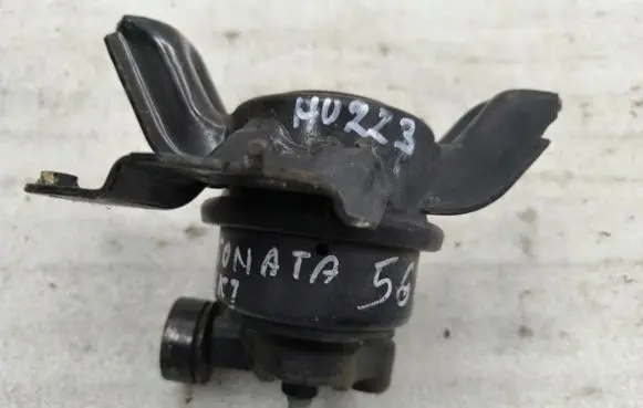 Hyundai Elantra VII Engine mount vacuum valve 9207315